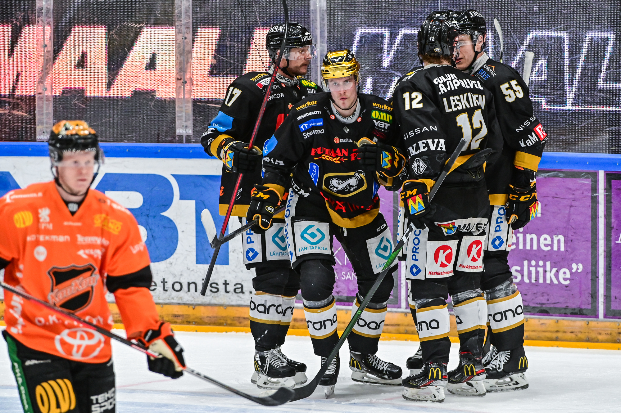 Kärpät kaatoi KooKoon ja nousi suoraan neljännesfinaaleihin - Oulun Kärpät